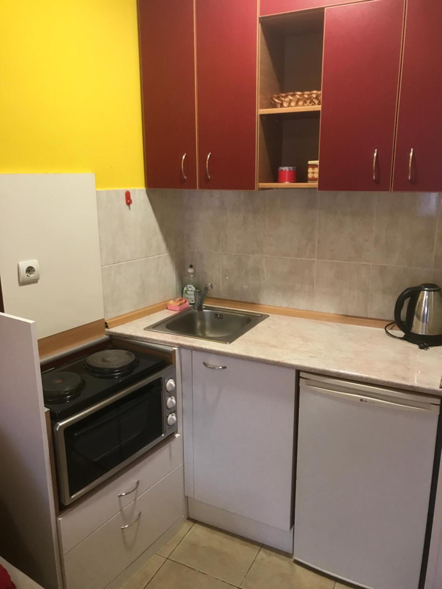 Tina Sajam Studio Novi Sad Exteriör bild